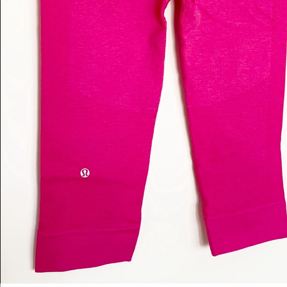 Lululemon Seamlessly Street Crop Pants - Picture 7 of 7